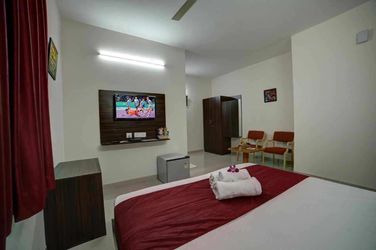 Sm Royal Suites - Hotel Near Kempegowda International Airport Bangalore Devanahalli Exteriör bild