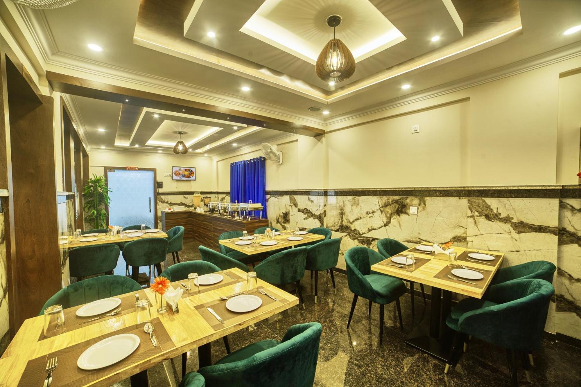 Sm Royal Suites - Hotel Near Kempegowda International Airport Bangalore Devanahalli Exteriör bild